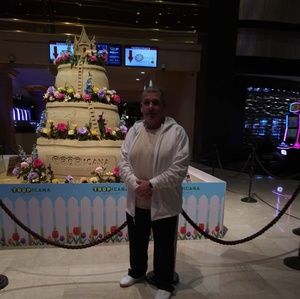 Meet your Posher, Phillip